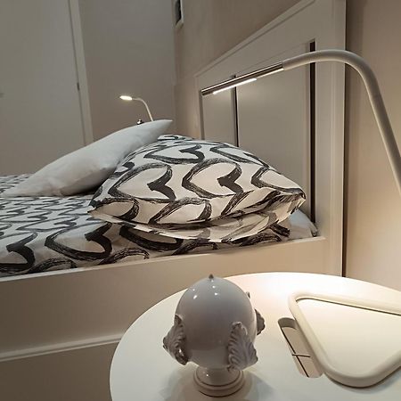 Simply House In Bari Twin Appartement Buitenkant foto