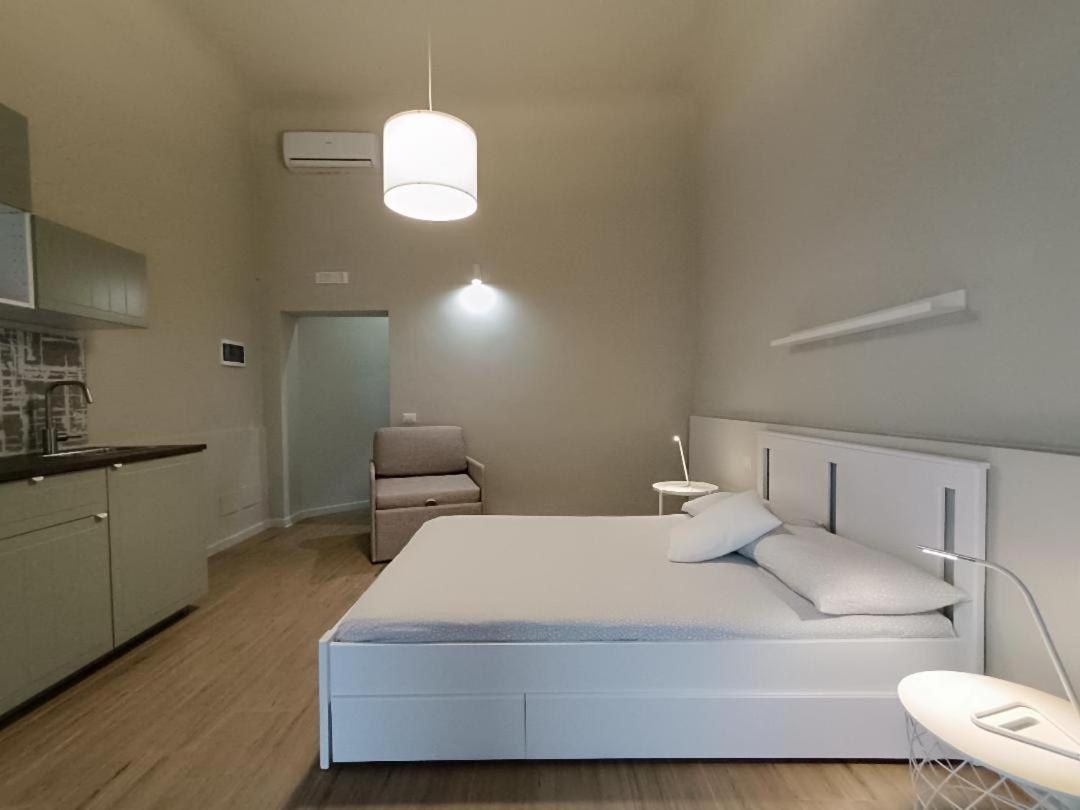 Simply House In Bari Twin Appartement Buitenkant foto