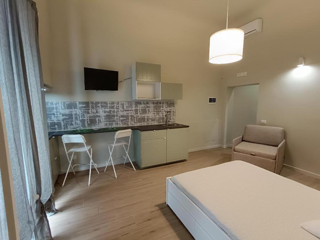 Simply House In Bari Twin Appartement Buitenkant foto