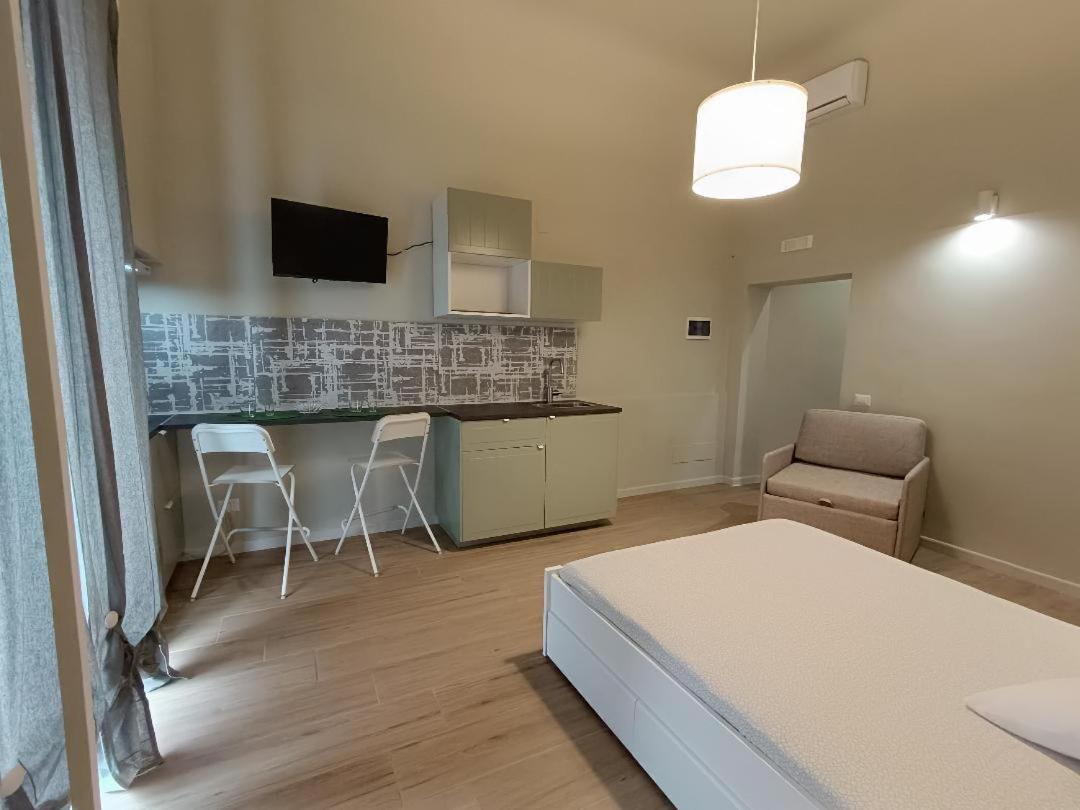 Simply House In Bari Twin Appartement Buitenkant foto